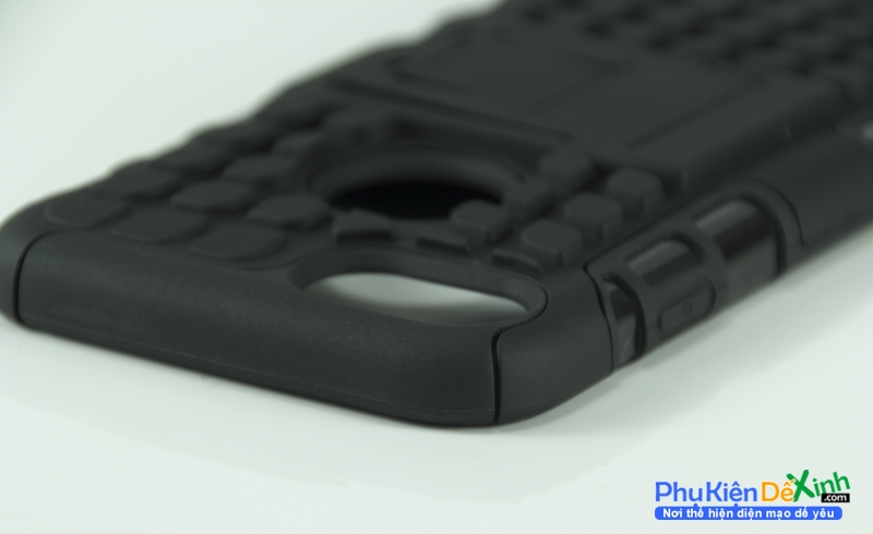 Ốp Lưng iPhone 8 8Plus Chống Sốc Viền Màu Giá Rẻ phía bên trong là 1 khung nhựa TPU giúp bạn bảo vệ toàn diện mọi góc cạnh của máy rất tốt. Lớp nhựa sần kết hợp thêm khung viền màu rất sang trọng.